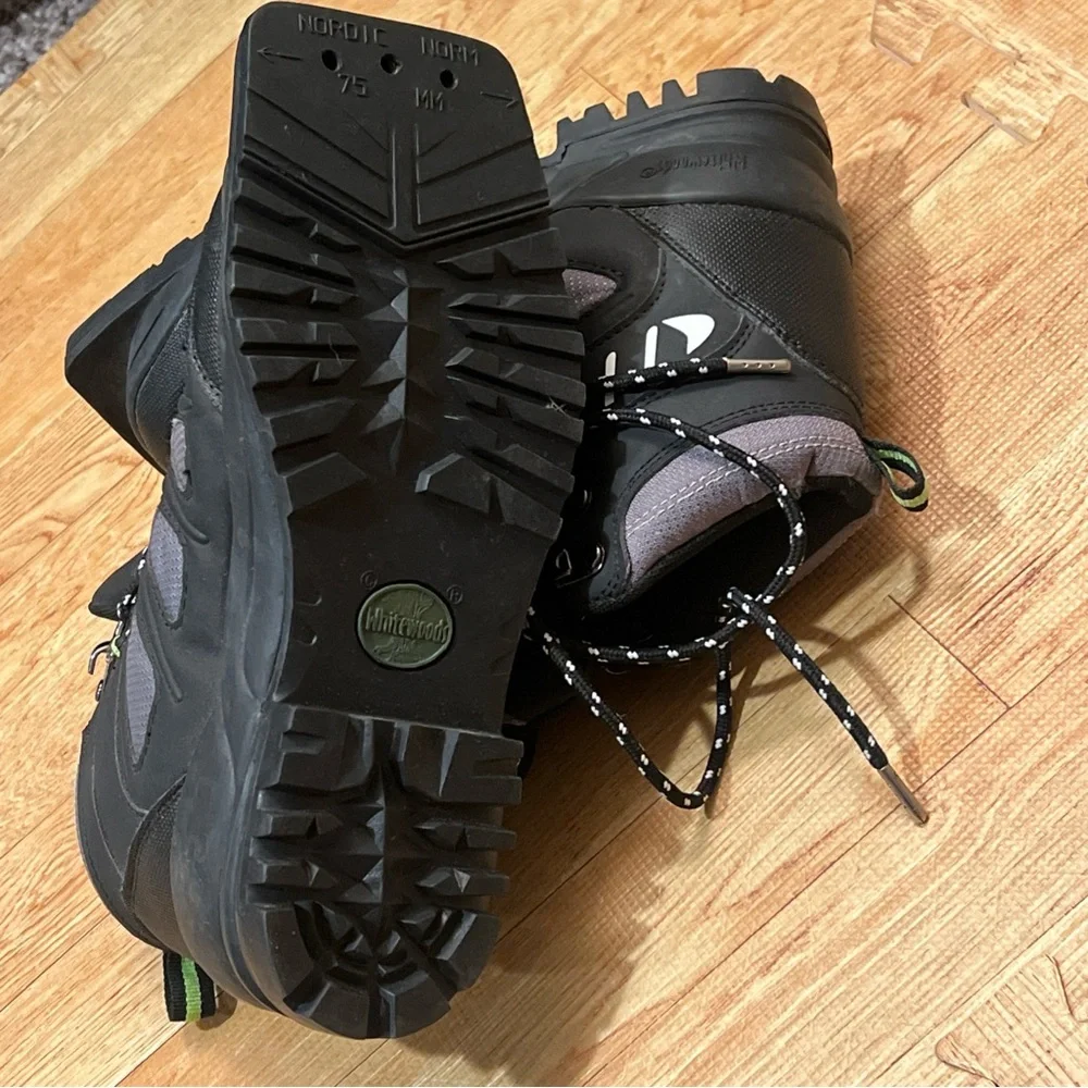 Whitewoods‎ Black and Green Cross Country Ski Boots